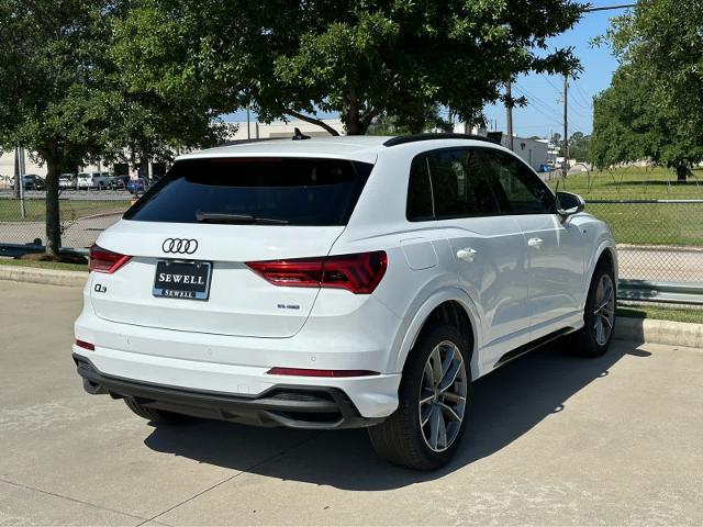 2025 Audi Q3 Vehicle Photo in HOUSTON, TX 77090