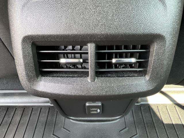2022 Chevrolet Equinox Vehicle Photo in PITTSBURGH, PA 15226-1209