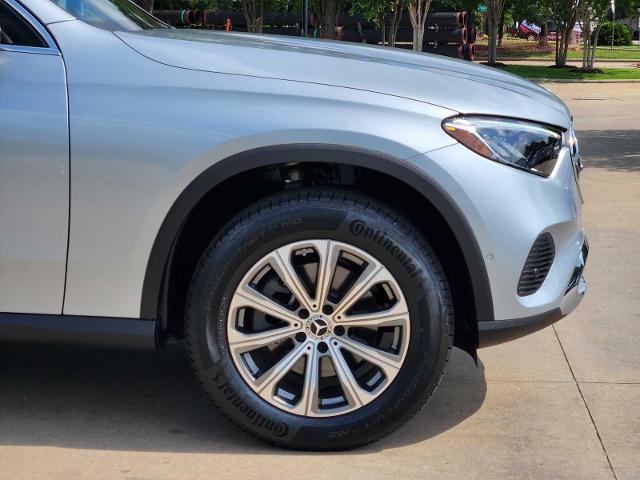 2025 Mercedes-Benz GLC Vehicle Photo in HOUSTON, TX 77079
