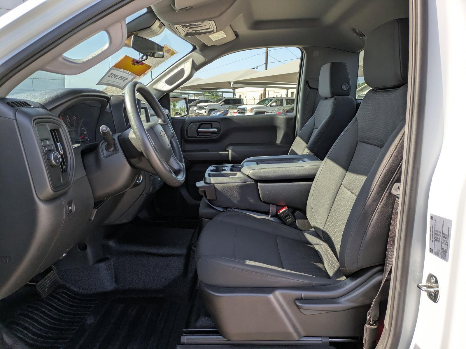 2024 Chevrolet Silverado 1500 Vehicle Photo in SELMA, TX 78154-1460