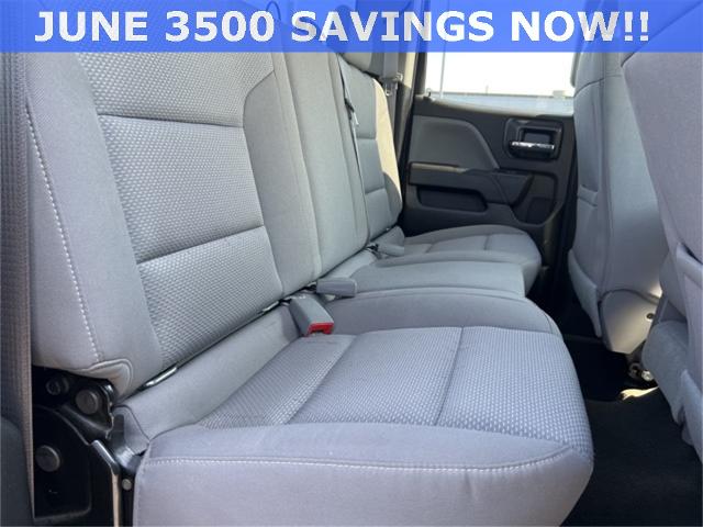 2016 Chevrolet Silverado 1500 Vehicle Photo in GREEN BAY, WI 54304-5303