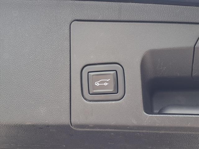 2022 Cadillac XT5 Vehicle Photo in SMITHTOWN, NY 11787-5023