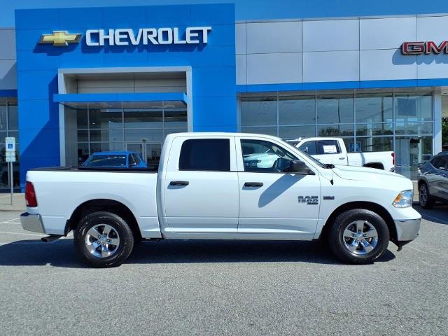 2022 Ram 1500 Classic Vehicle Photo in EMPORIA, VA 23847-1235