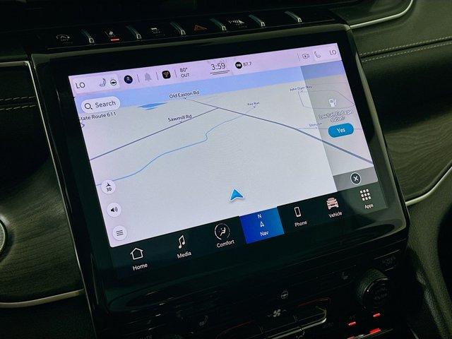 2022 Jeep Grand Cherokee L Vehicle Photo in Doylsetown, PA 18901