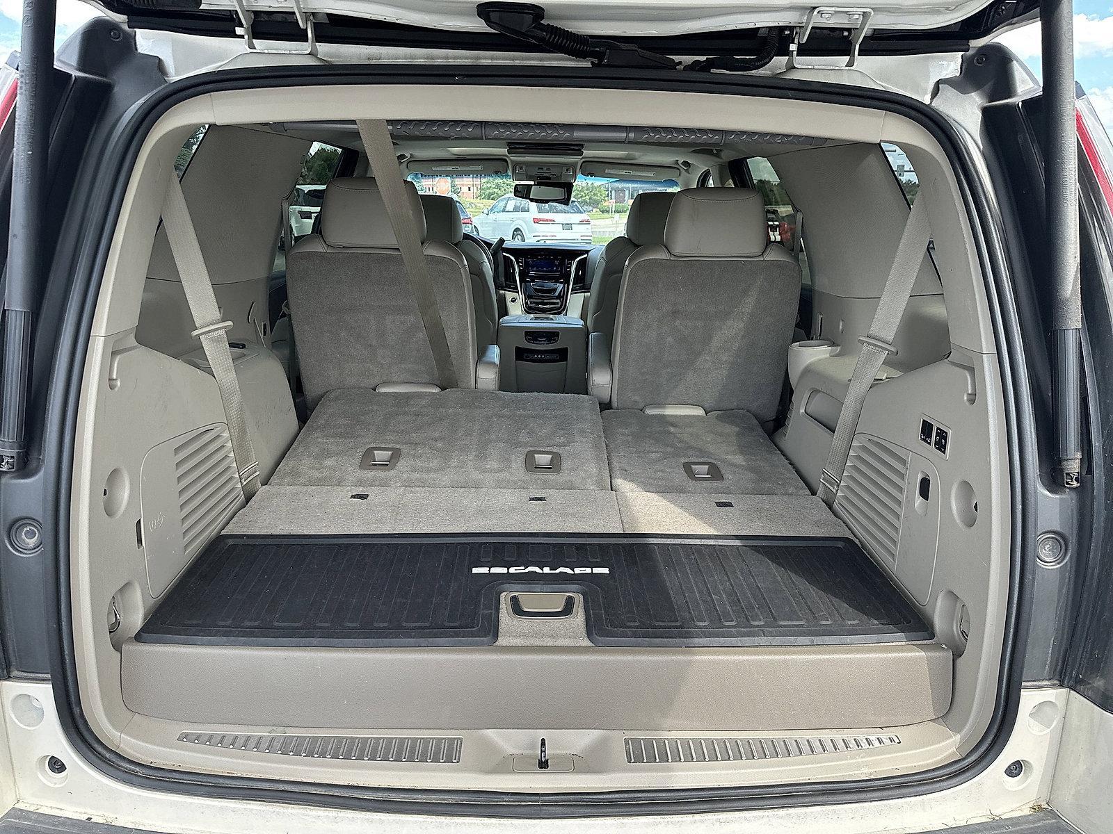 2015 Cadillac Escalade Vehicle Photo in Lancaster, PA 17601
