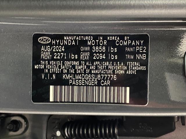 2025 Hyundai ELANTRA Vehicle Photo in Appleton, WI 54913