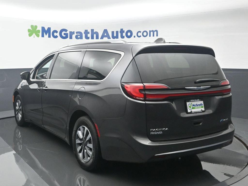 2021 Chrysler Pacifica Vehicle Photo in Marion, IA 52302