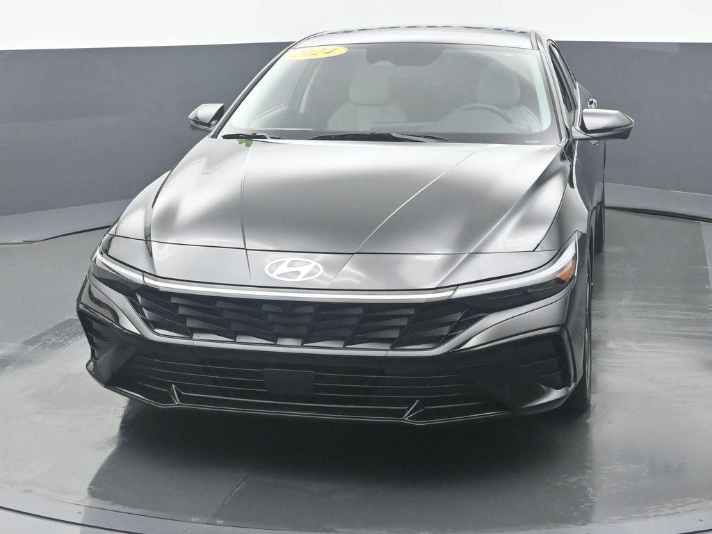 2024 Hyundai ELANTRA Vehicle Photo in Cedar Rapids, IA 52402