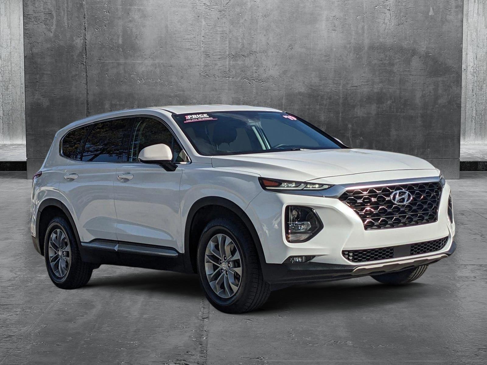 2019 Hyundai Santa Fe Vehicle Photo in GREENACRES, FL 33463-3207