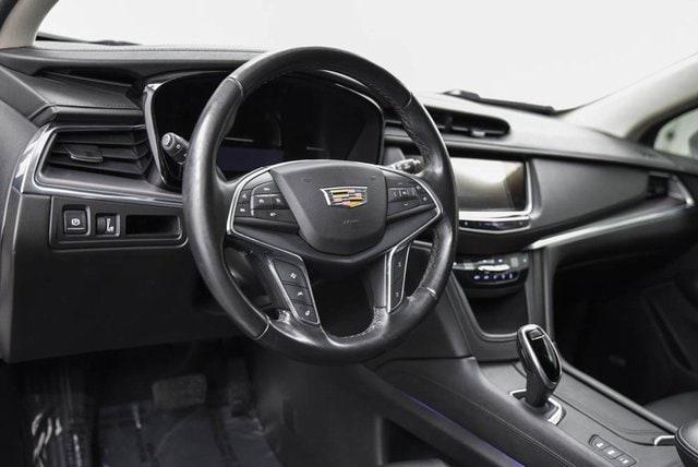 2018 Cadillac XT5 Vehicle Photo in Akron, OH 44320