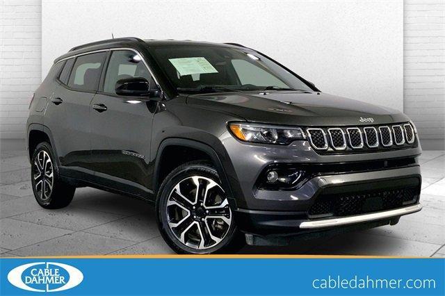 2023 Jeep Compass Vehicle Photo in KANSAS CITY, MO 64114-4502