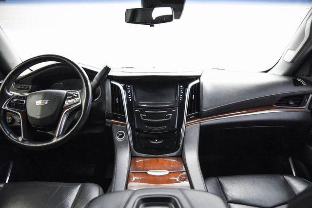 2019 Cadillac Escalade ESV Vehicle Photo in Akron, OH 44320