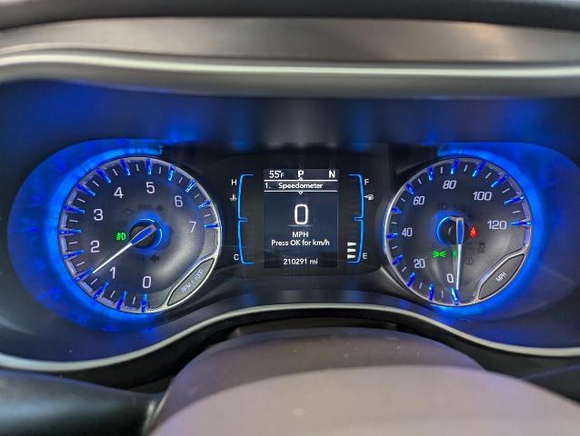 2017 Chrysler Pacifica Vehicle Photo in Oshkosh, WI 54901