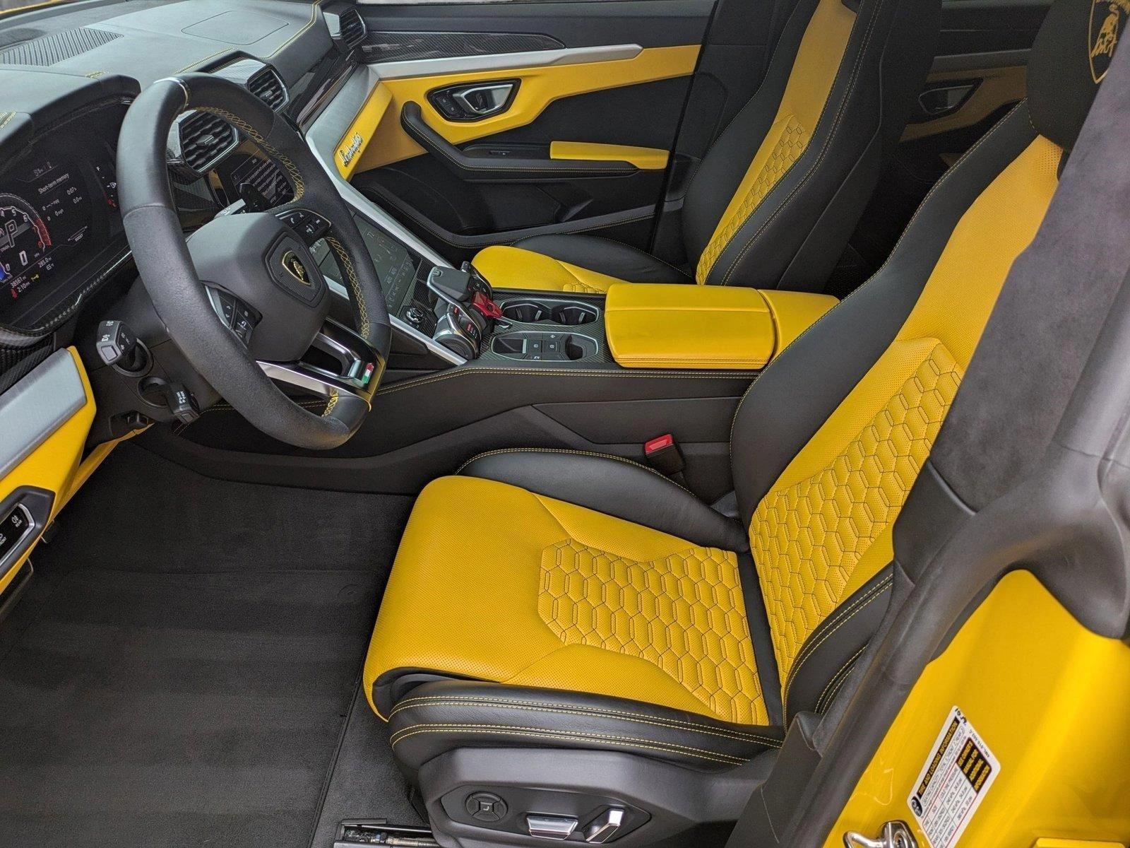 2020 Lamborghini Urus Vehicle Photo in Sarasota, FL 34231