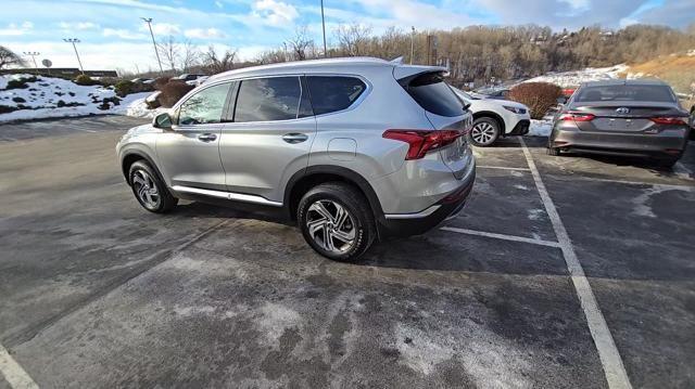 2022 Hyundai SANTA FE Vehicle Photo in Pleasant Hills, PA 15236