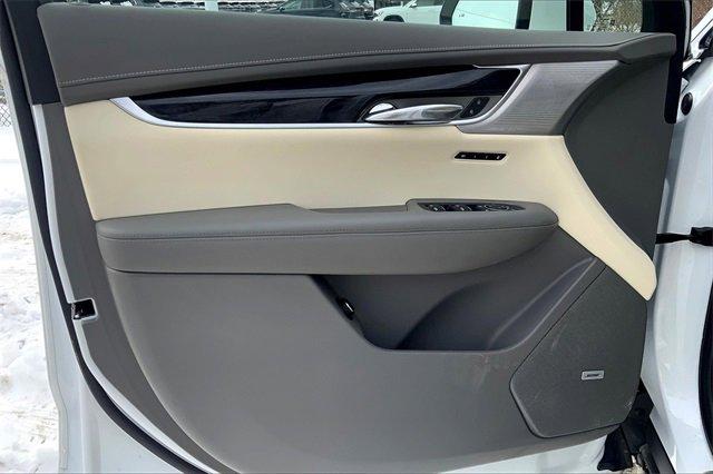 2023 Cadillac XT6 Vehicle Photo in KANSAS CITY, MO 64114-4545