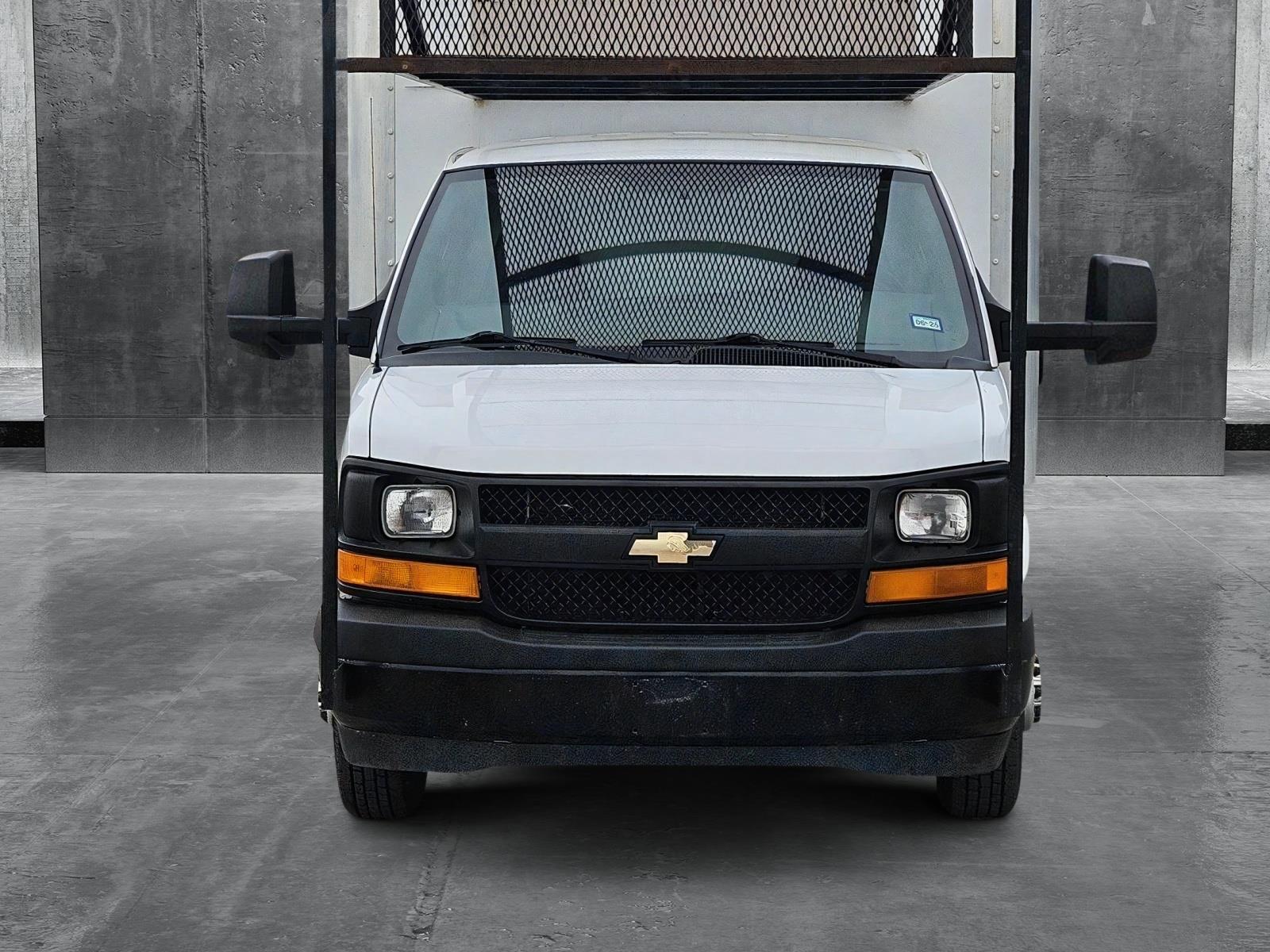 2017 Chevrolet Express Commercial Cutaway Vehicle Photo in AMARILLO, TX 79106-1809