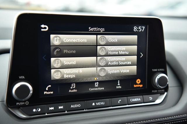 2025 Nissan Rogue Vehicle Photo in Ballwin, MO 63011