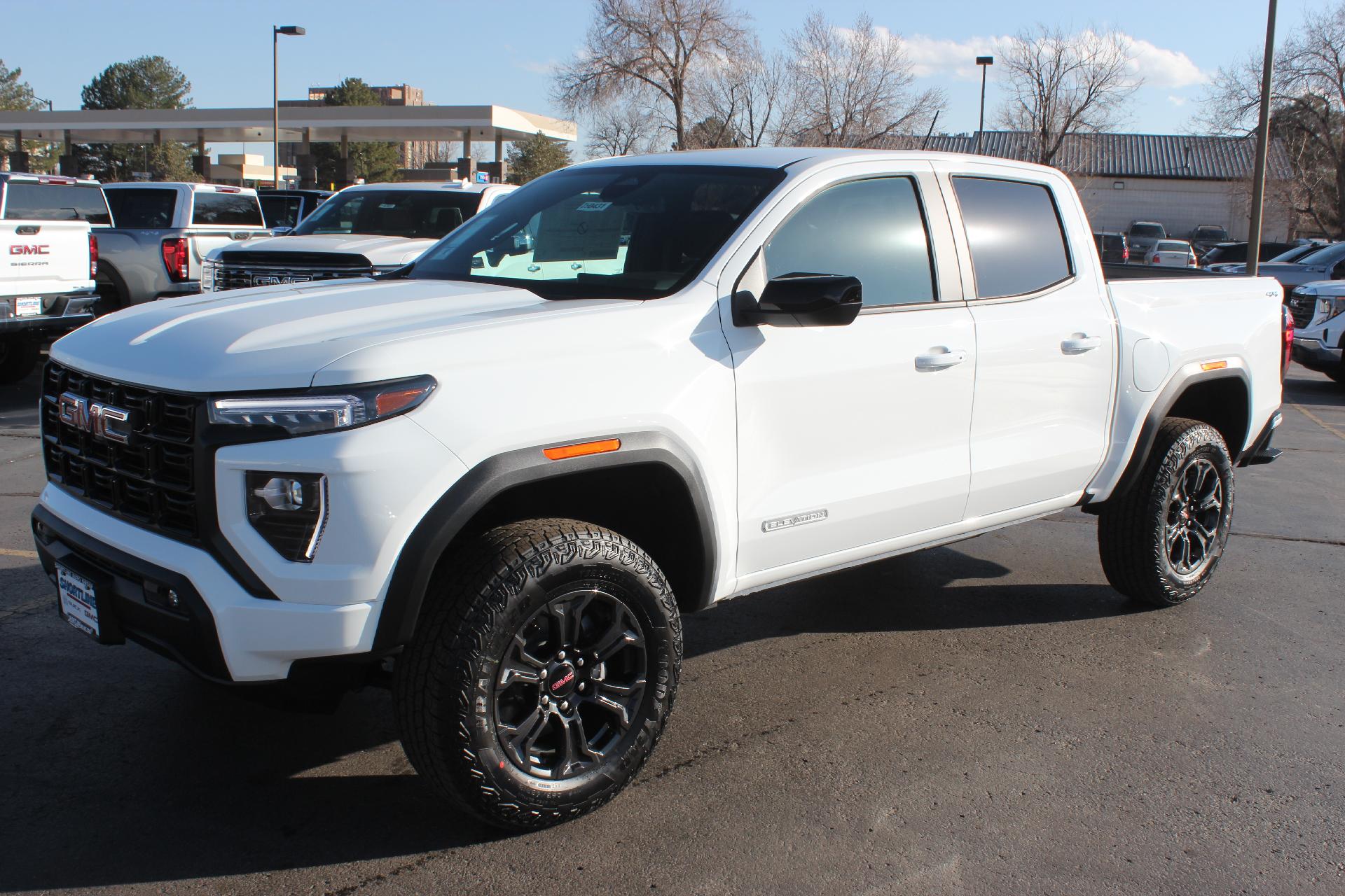 2025 GMC Canyon Vehicle Photo in AURORA, CO 80012-4011