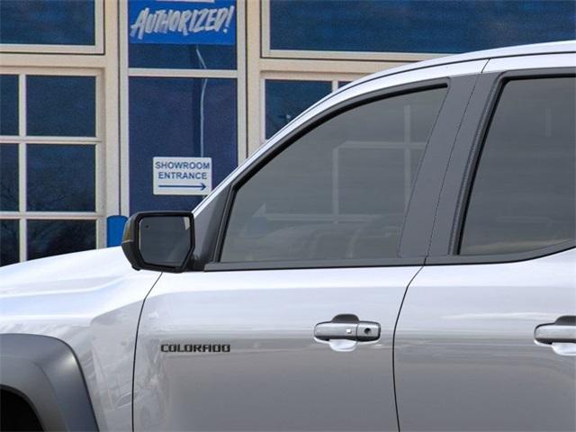 2025 Chevrolet Colorado Vehicle Photo in ENGLEWOOD, CO 80113-6708