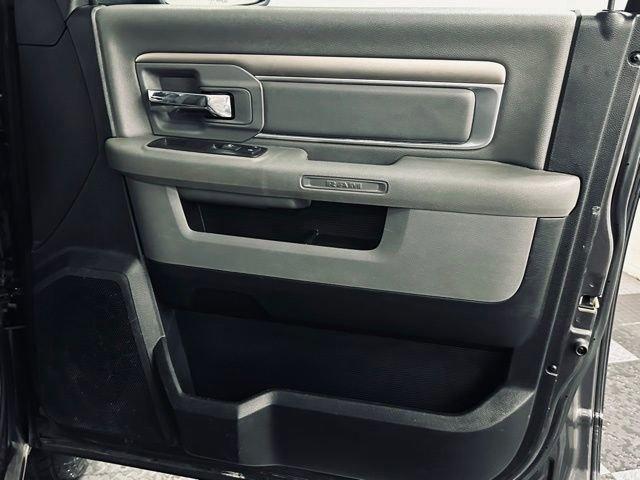 2017 Ram 1500 Vehicle Photo in MEDINA, OH 44256-9631