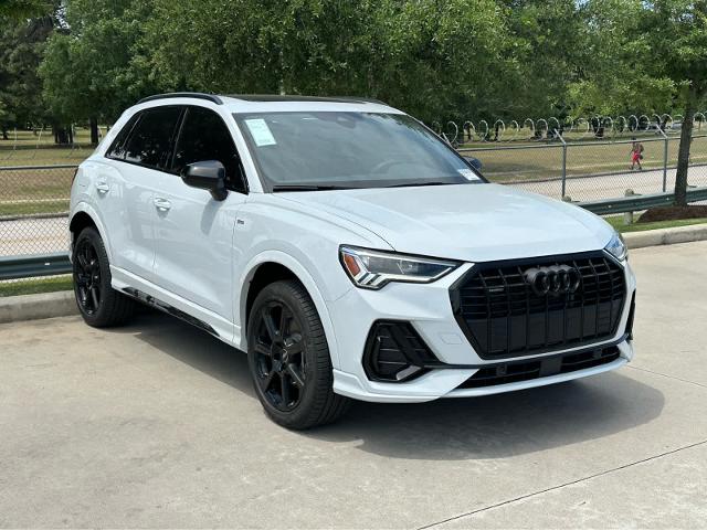 2025 Audi Q3 Vehicle Photo in HOUSTON, TX 77090
