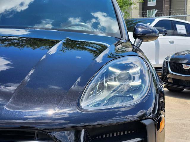 2020 Porsche Macan Vehicle Photo in HOUSTON, TX 77079