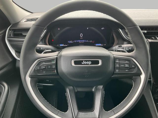 2023 Jeep Grand Cherokee L Vehicle Photo in Kaukauna, WI 54130