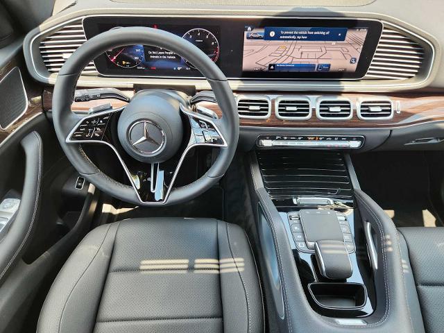 2025 Mercedes-Benz GLE Vehicle Photo in HOUSTON, TX 77079