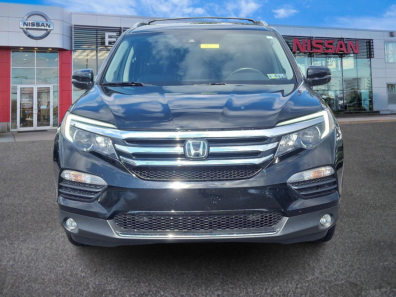 Used 2018 Honda Pilot Elite with VIN 5FNYF6H00JB022897 for sale in Harrisburg, PA