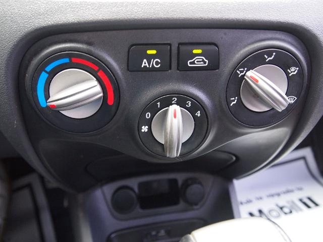2009 Kia Rio Vehicle Photo in MADISON, IN 47250-1611