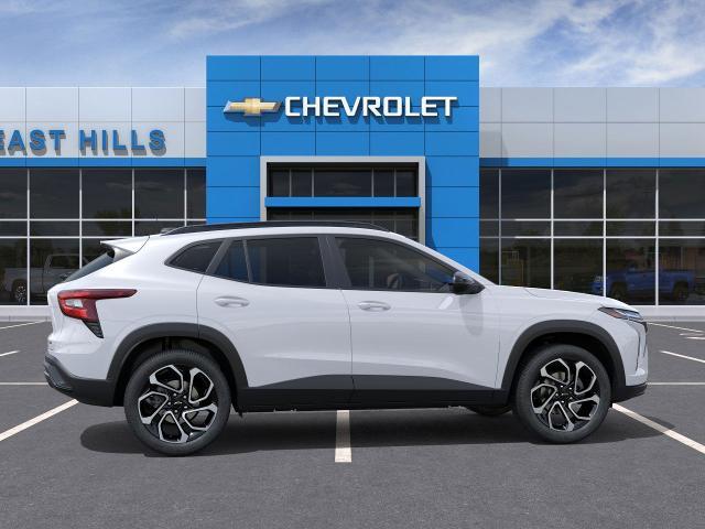 2025 Chevrolet Trax Vehicle Photo in Roslyn, NY 11576