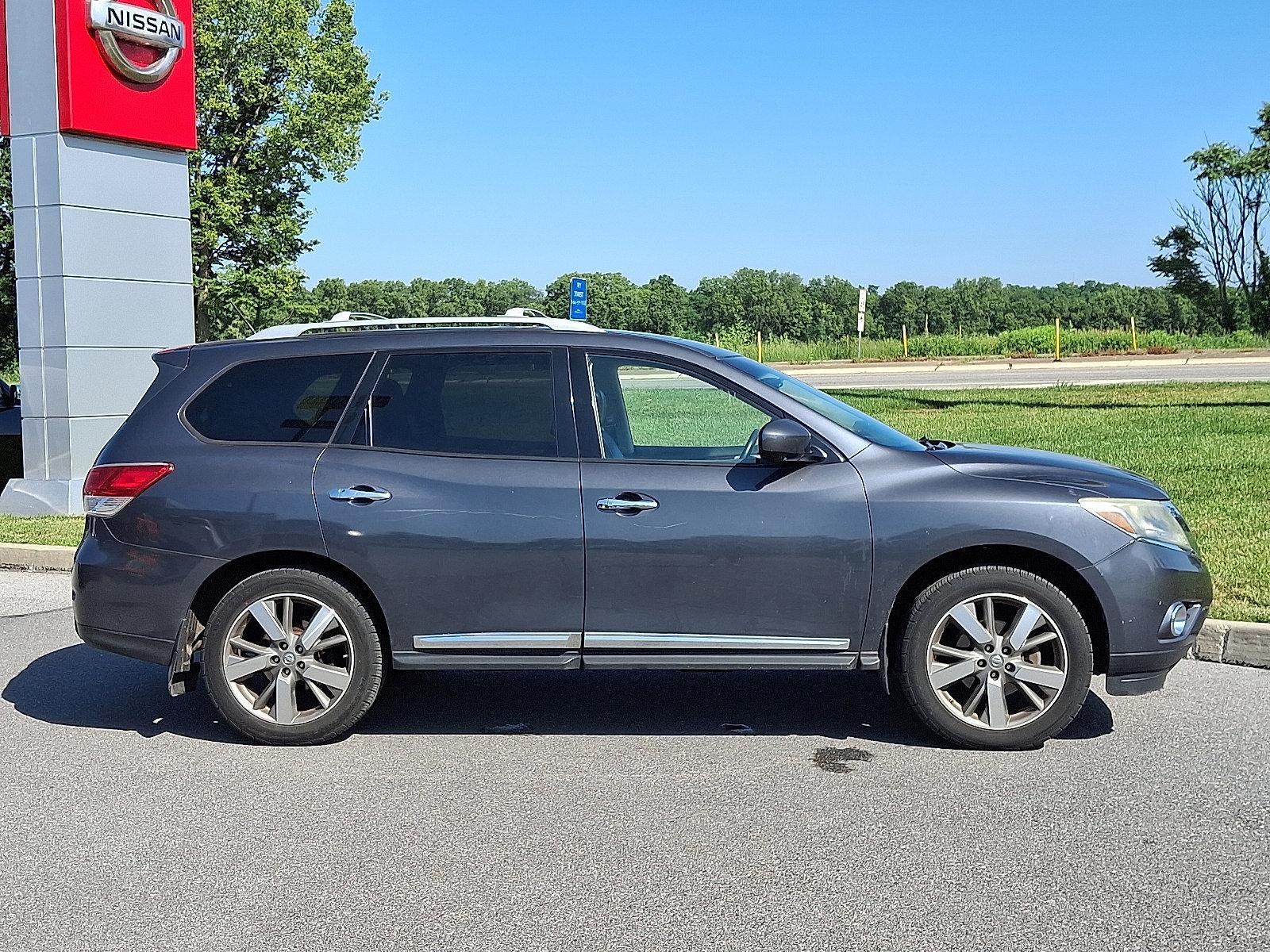 2013 Nissan Pathfinder Vehicle Photo in Mechanicsburg, PA 17050-2306