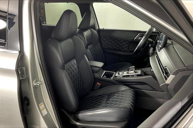 2024 Mitsubishi Outlander Plug-In Hybrid Vehicle Photo in Tulsa, OK 74129