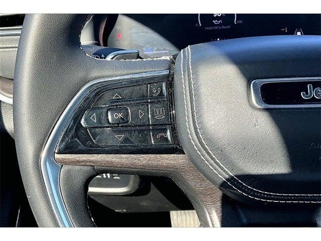 2023 Jeep Grand Cherokee L Vehicle Photo in Grapevine, TX 76051