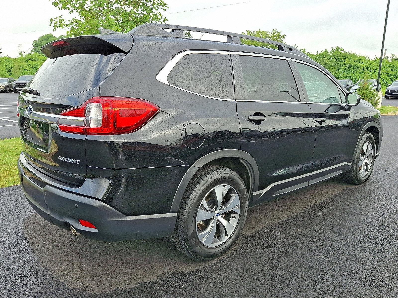 2022 Subaru Ascent Vehicle Photo in Easton, PA 18045