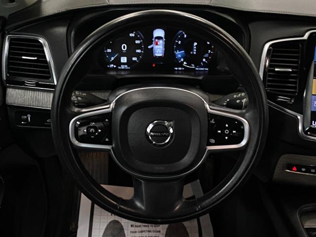 2022 Volvo XC90 Vehicle Photo in Appleton, WI 54913