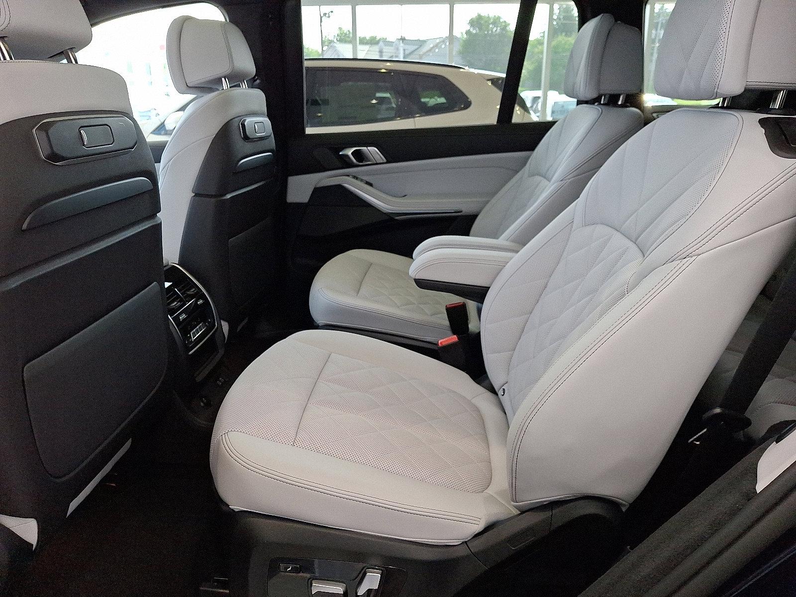 2025 BMW X7 xDrive40i Vehicle Photo in Lancaster, PA 17601