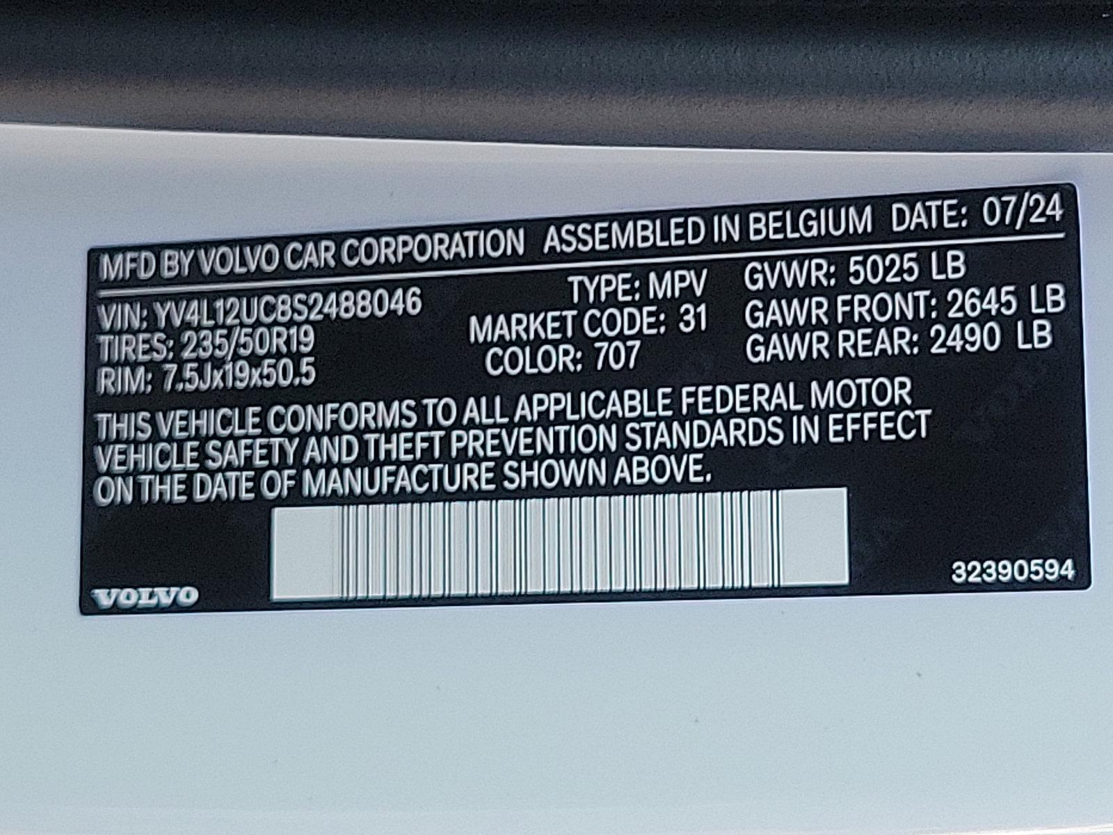 2025 Volvo XC40 Vehicle Photo in Trevose, PA 19053
