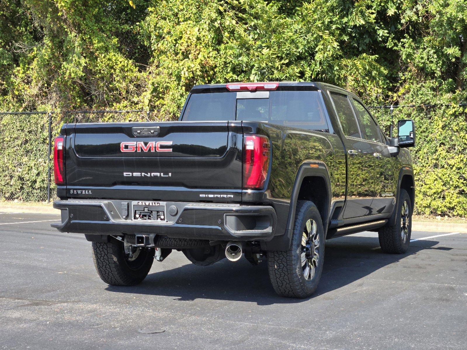 2024 GMC Sierra 2500 HD Vehicle Photo in DALLAS, TX 75209-3016