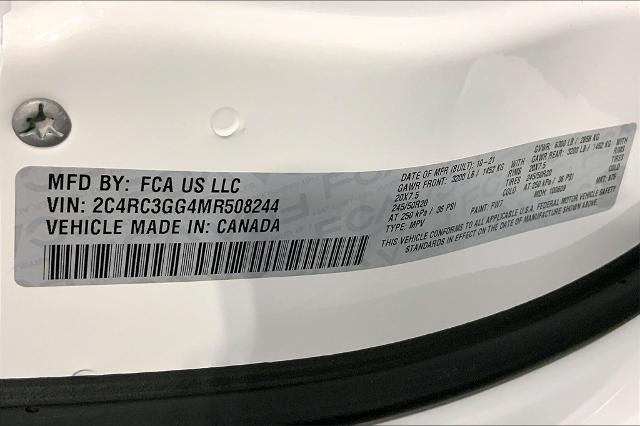 2021 Chrysler Pacifica Vehicle Photo in Lees Summit, MO 64086