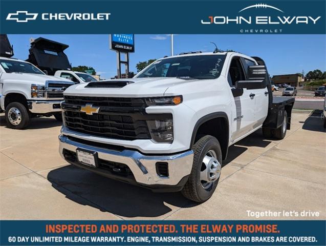 2024 Chevrolet Silverado 3500 HD CC Vehicle Photo in ENGLEWOOD, CO 80113-6708