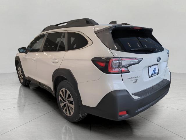 2025 Subaru Outback Vehicle Photo in Green Bay, WI 54304