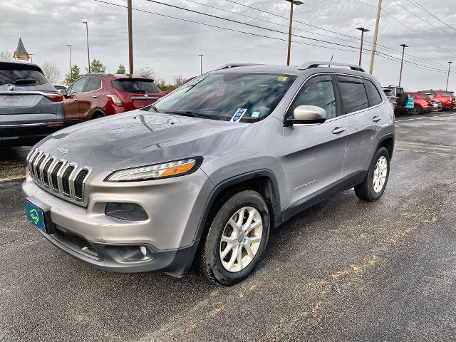 2014 Jeep Cherokee Vehicle Photo in WILLIAMSVILLE, NY 14221-2883