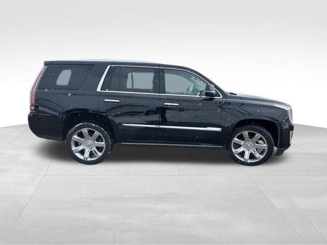 2018 Cadillac Escalade Vehicle Photo in MEDINA, OH 44256-9631