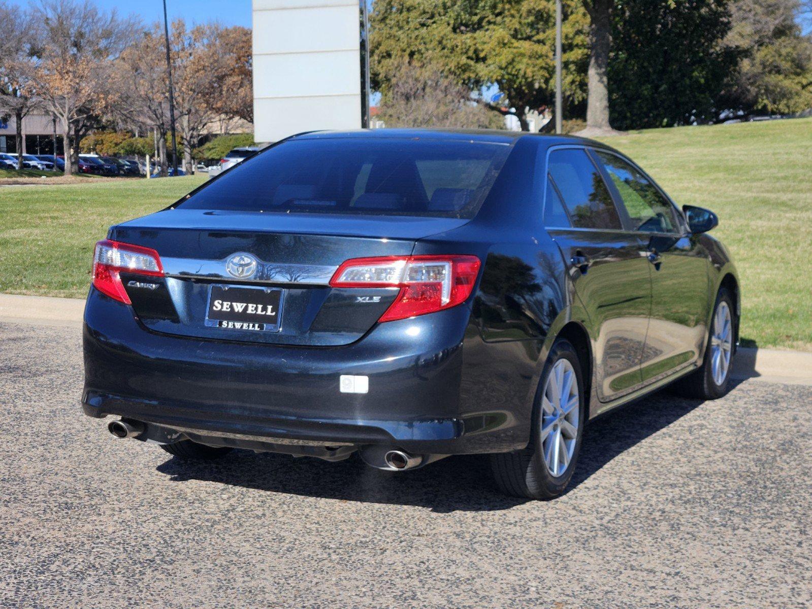 2012 Toyota Camry Vehicle Photo in FORT WORTH, TX 76132