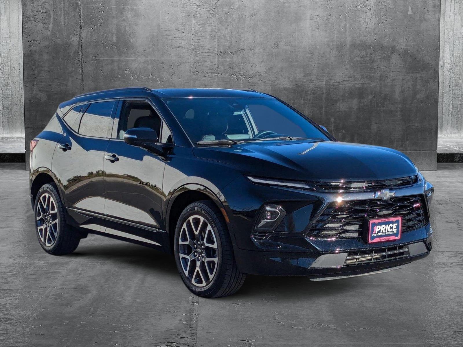 2023 Chevrolet Blazer Vehicle Photo in VALENCIA, CA 91355-1705