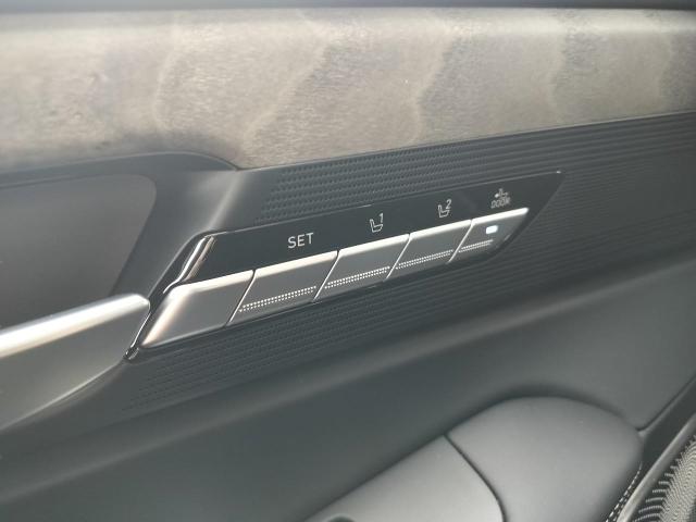 2021 Genesis G90 Vehicle Photo in Appleton, WI 54914