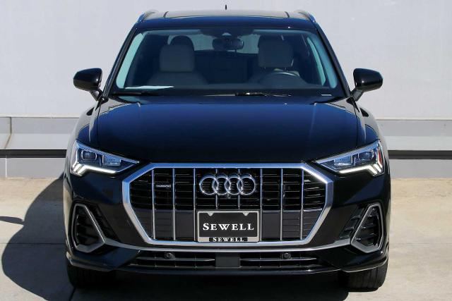 2022 Audi Q3 Vehicle Photo in SUGAR LAND, TX 77478