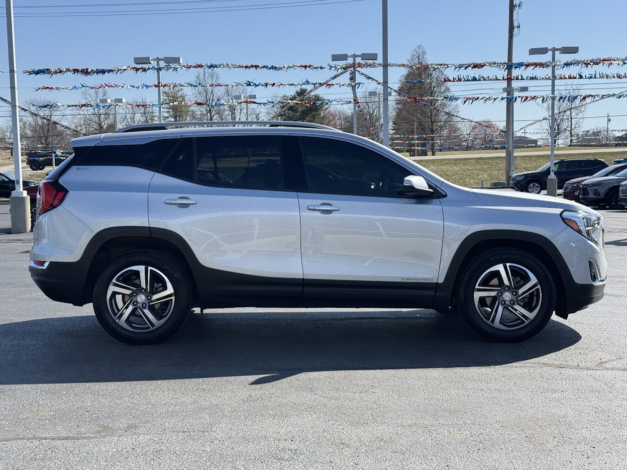 2020 GMC Terrain Vehicle Photo in BOONVILLE, IN 47601-9633